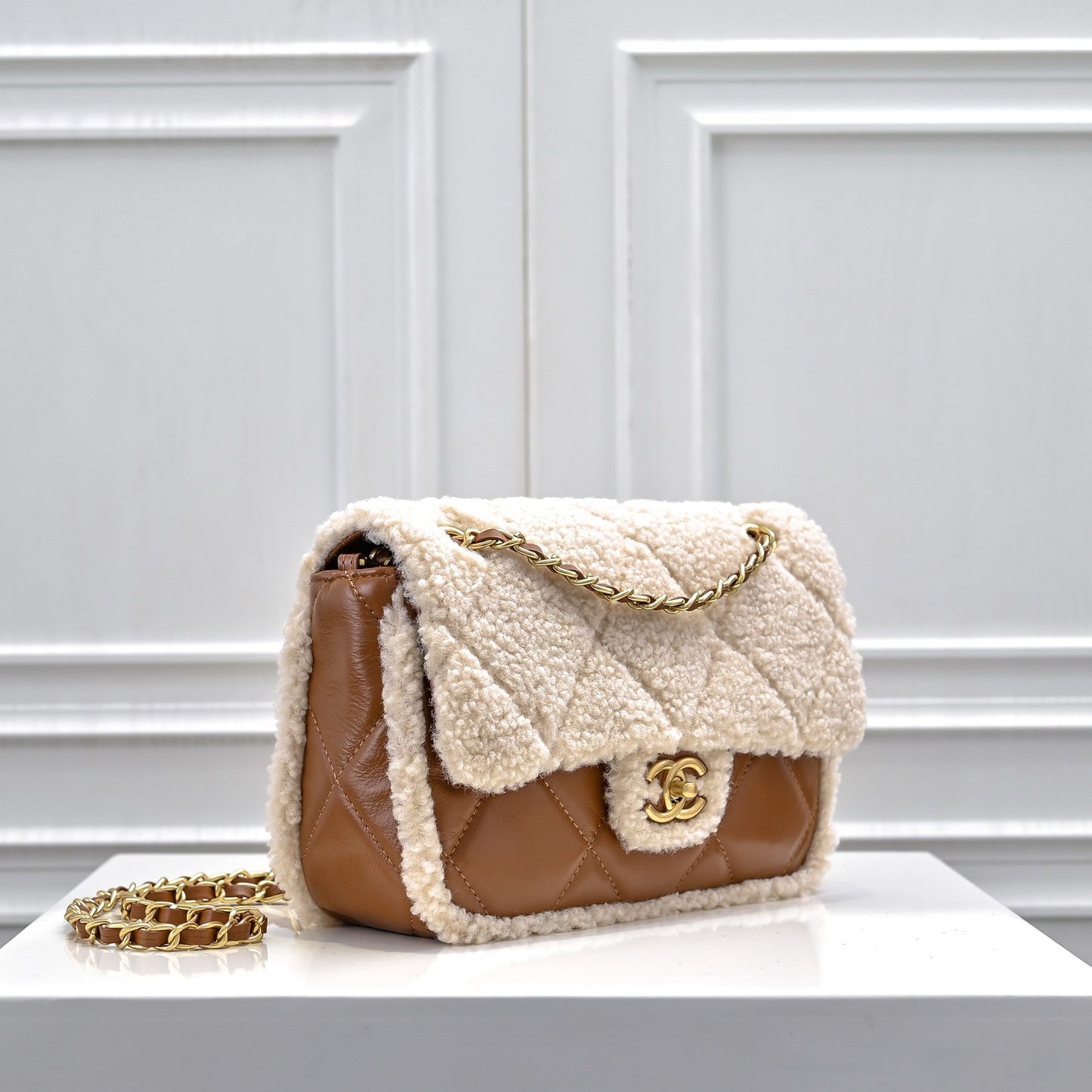 CE-24K Handbags