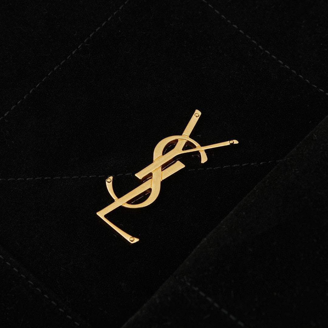 Y-Luxury good