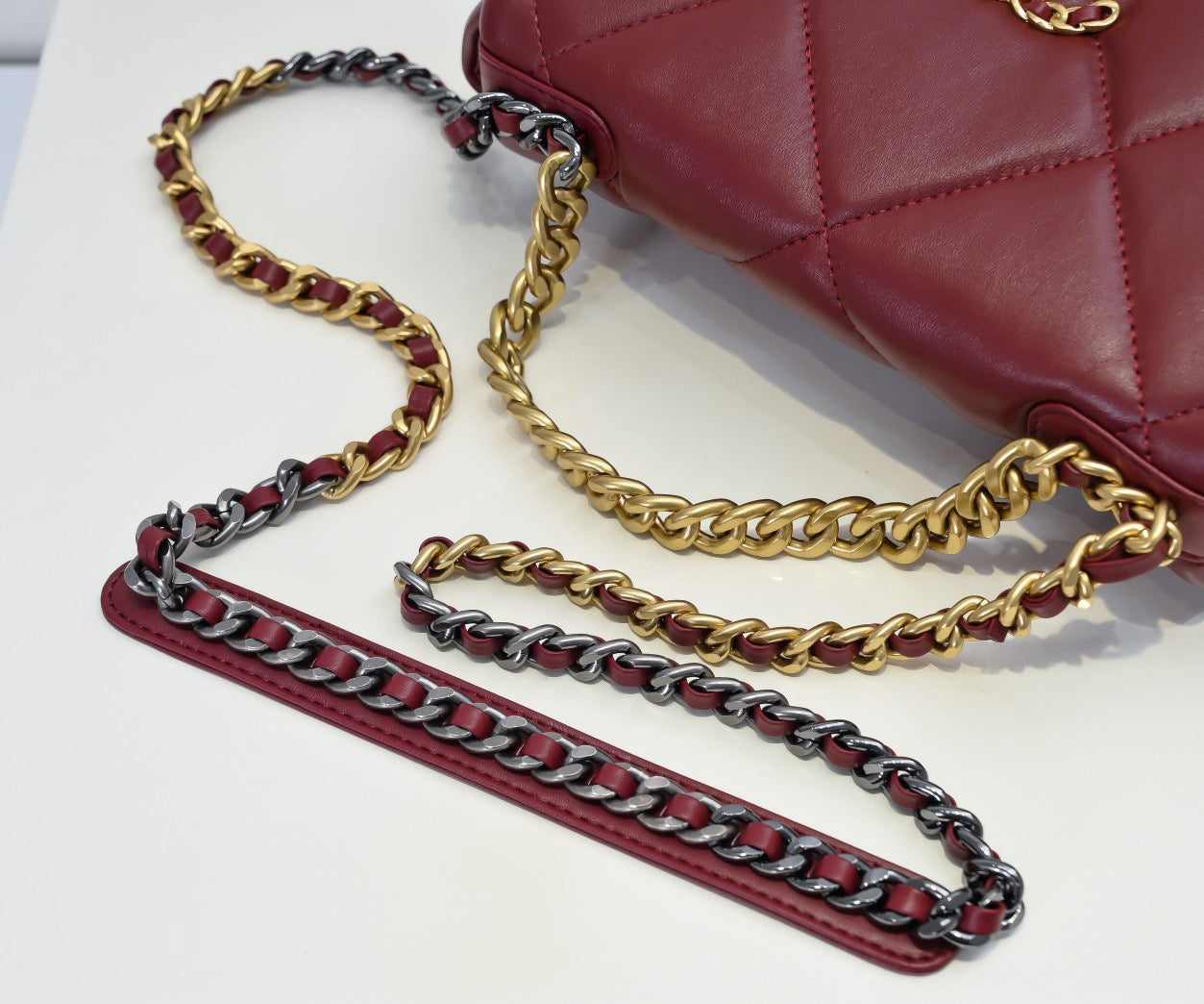 CE-Small gold buckle maroon sheepskin