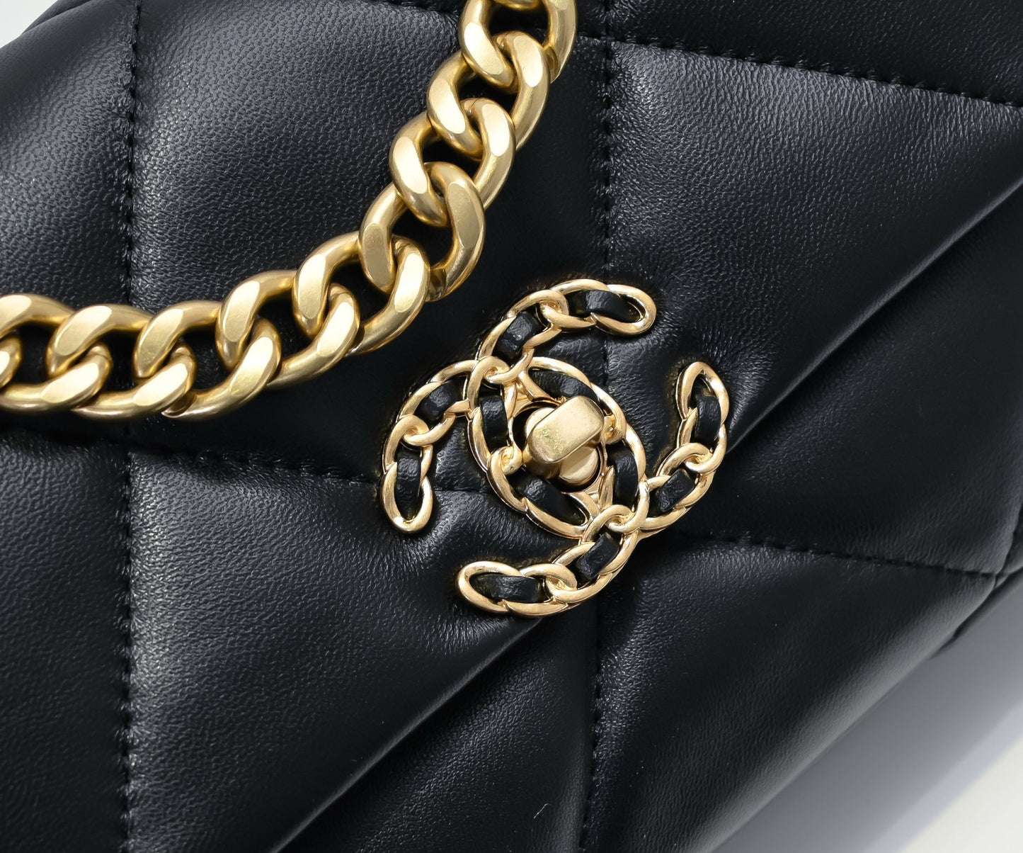 CE-Small gold buckle maroon sheepskin