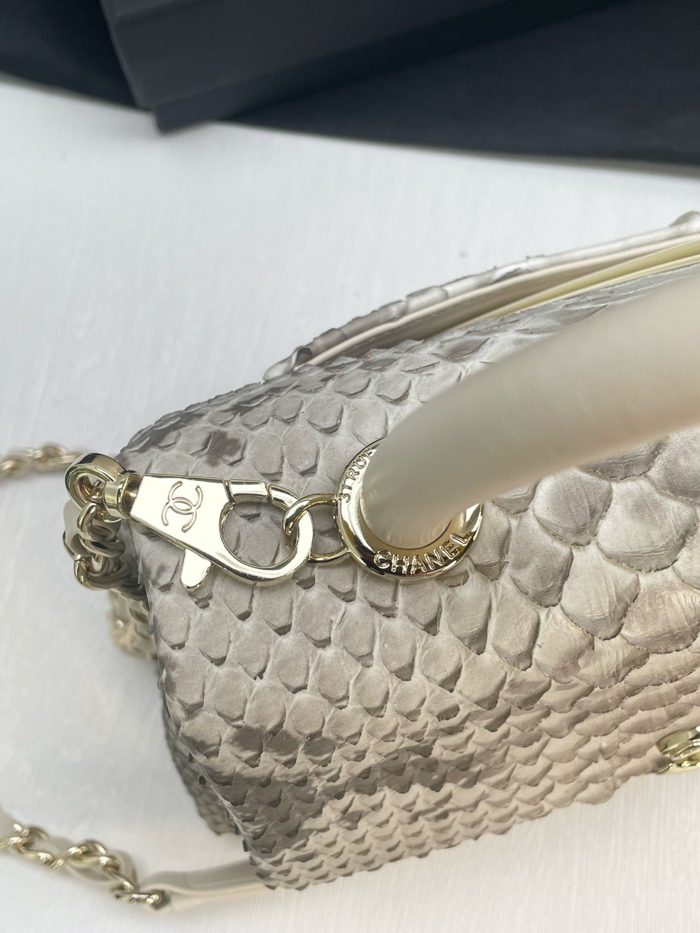 CE-Coco handle handbag