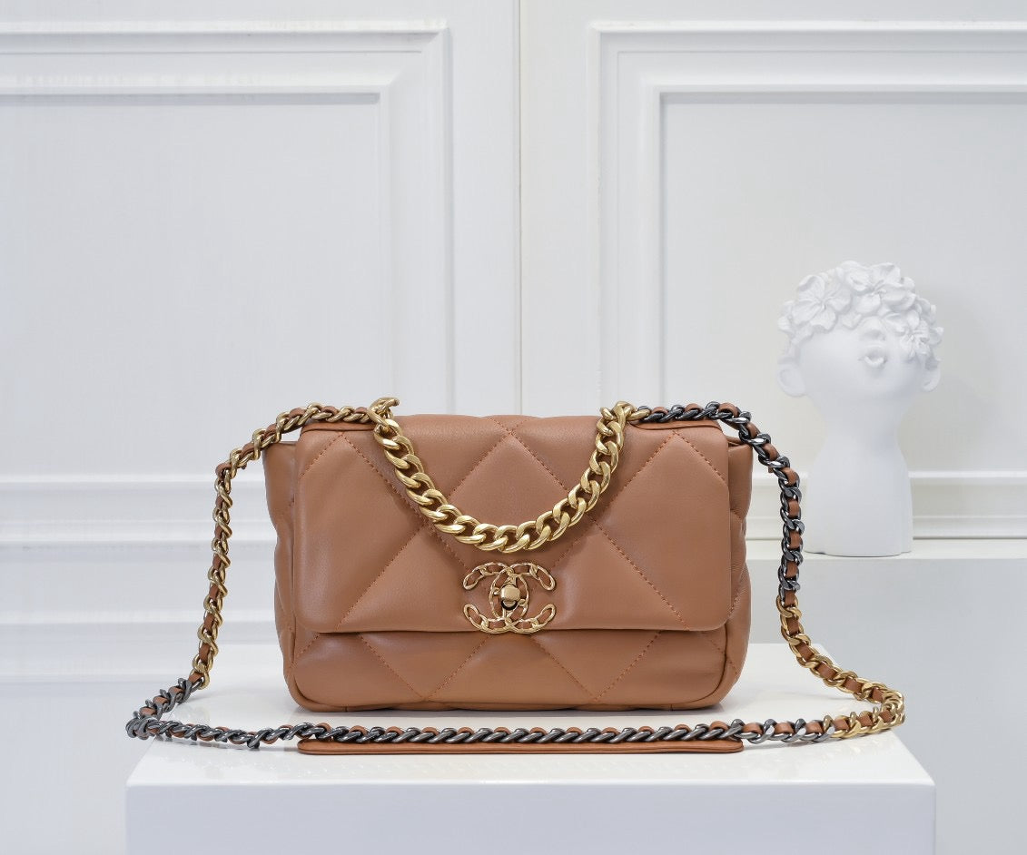 CE-Small gold buckle maroon sheepskin