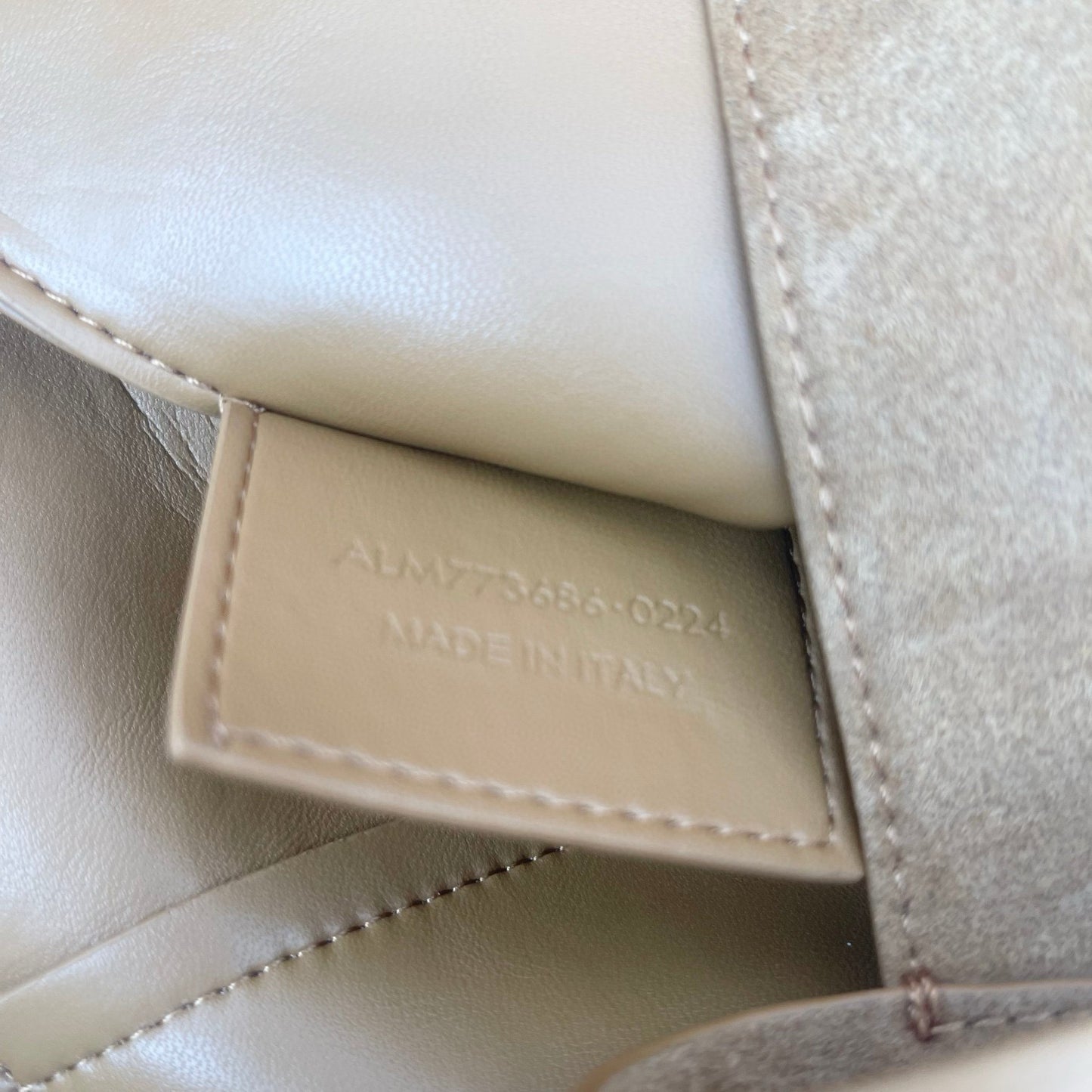 Y-Hobo Shoulder Bag