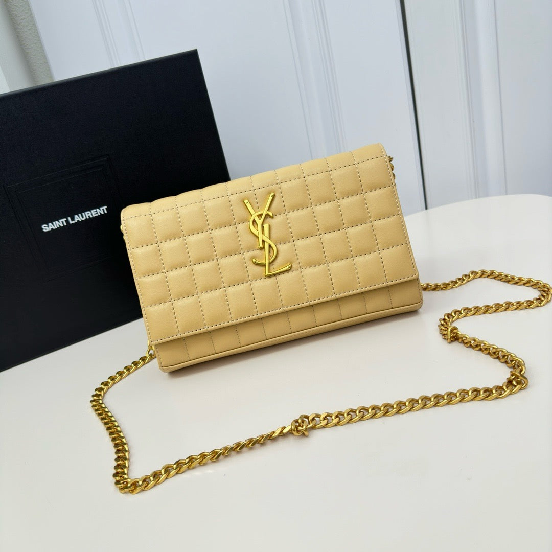 Y-CASSANDRE