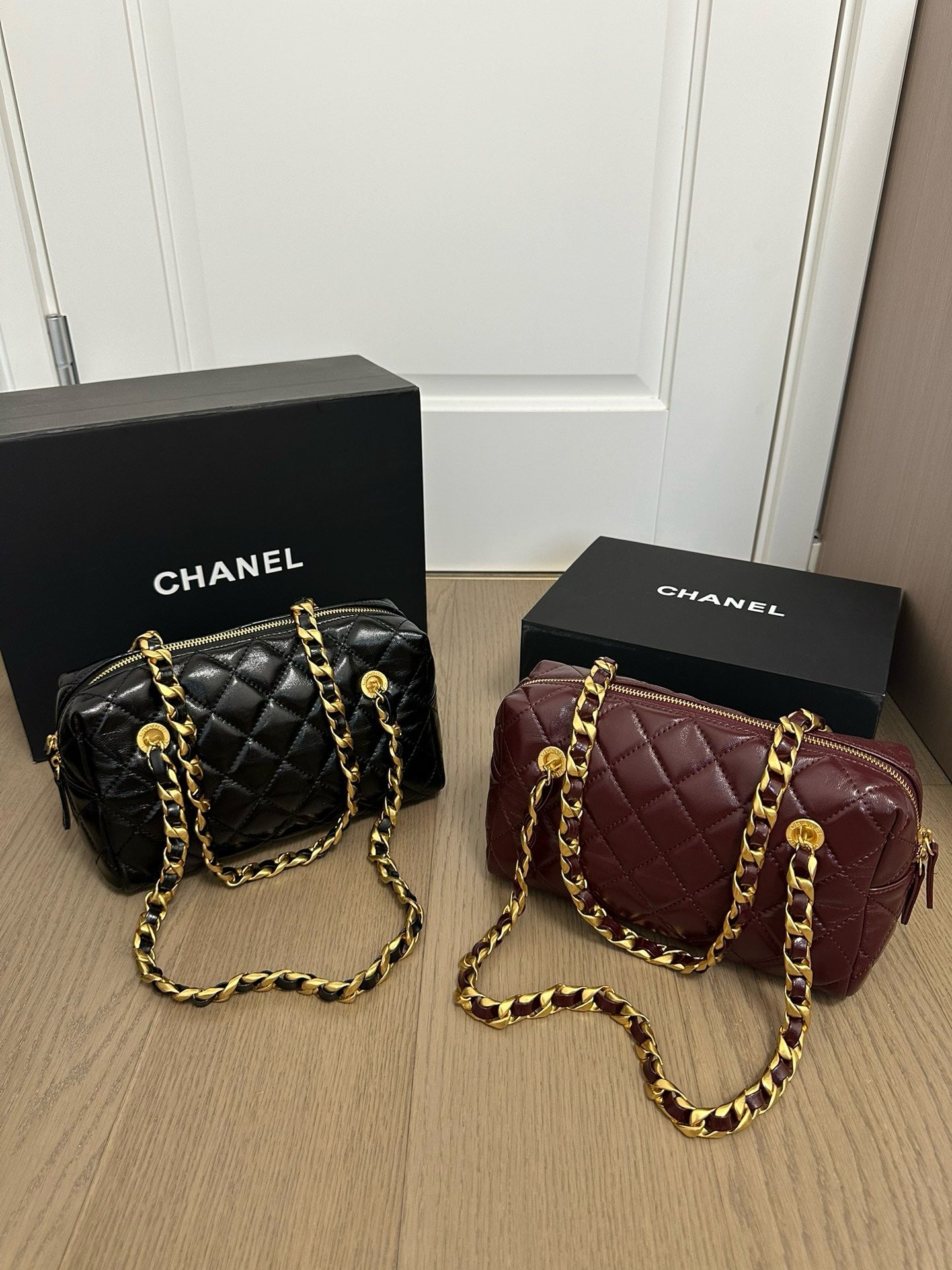 CE-24๐ Handbag
