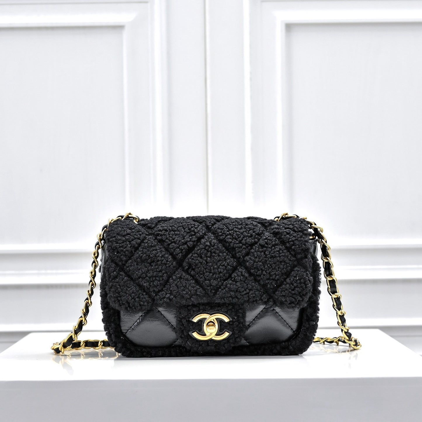 CE-24K Handbags