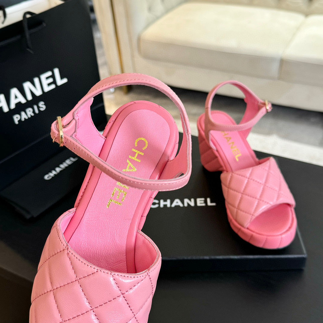CE-Platform wedge sandals
