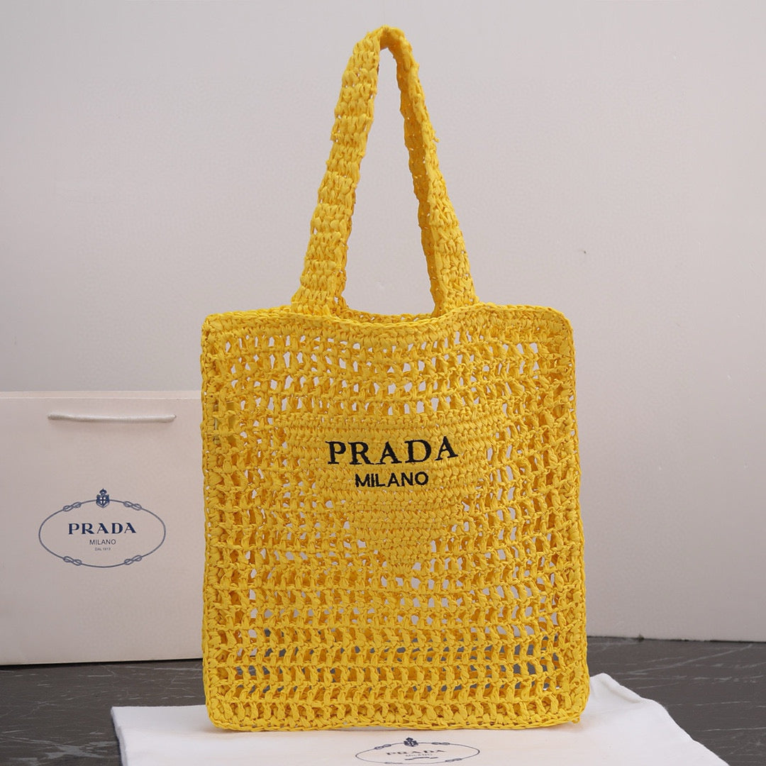 P-Raffia tote bag