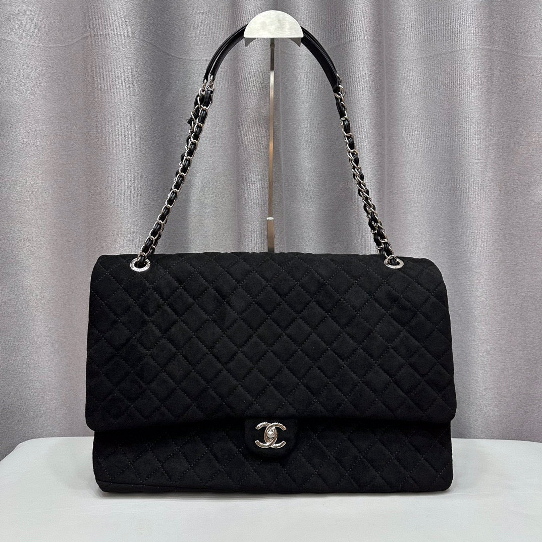 CE-Velvet airport bag