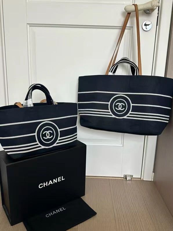CE-Navy striped beach bag