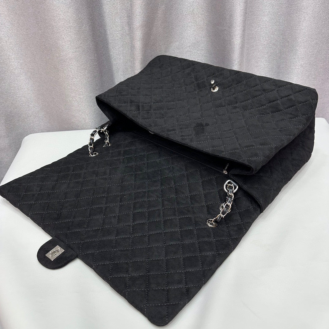 CE-Velvet airport bag
