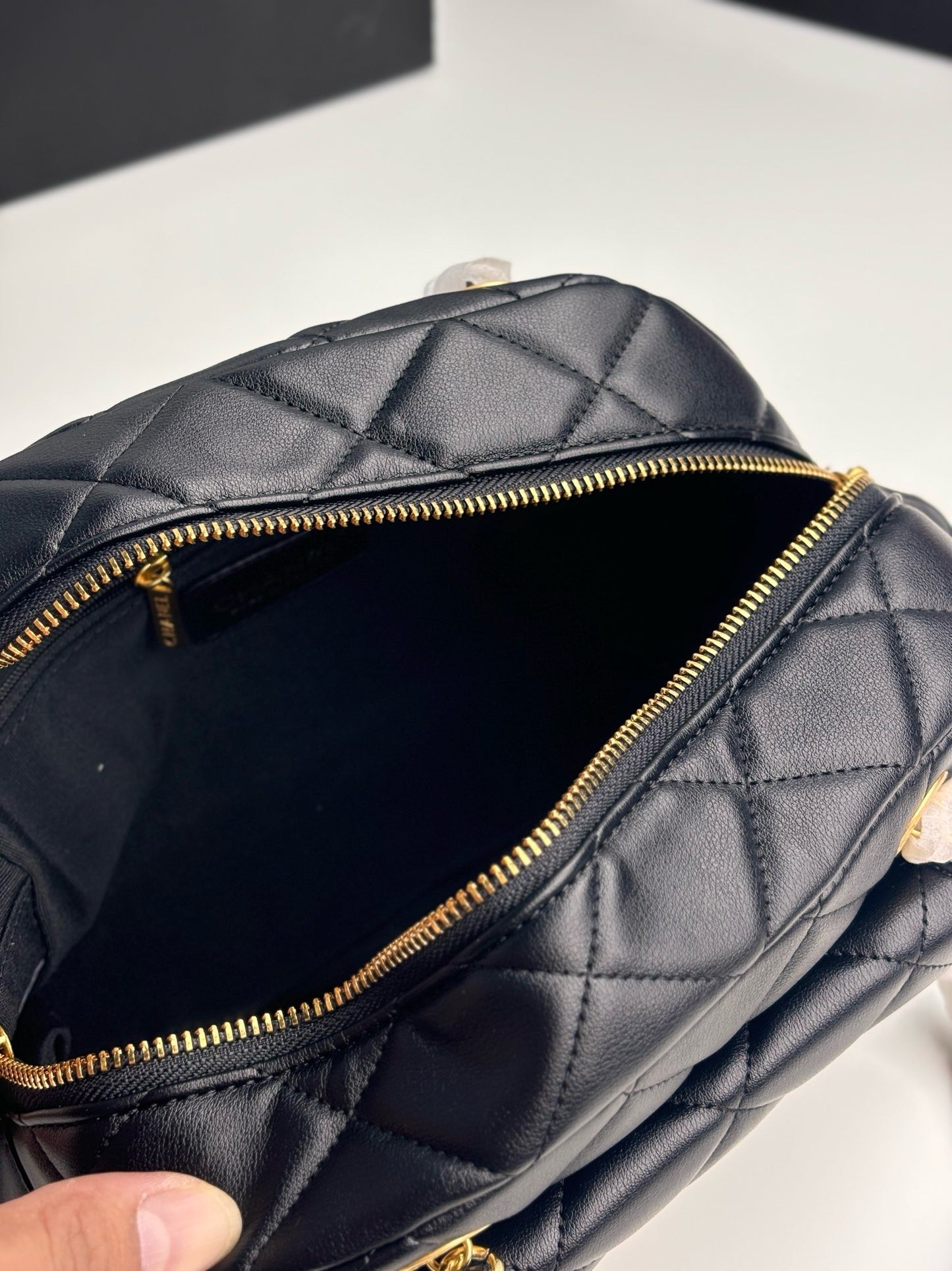 CE-Vintage Hilton bag