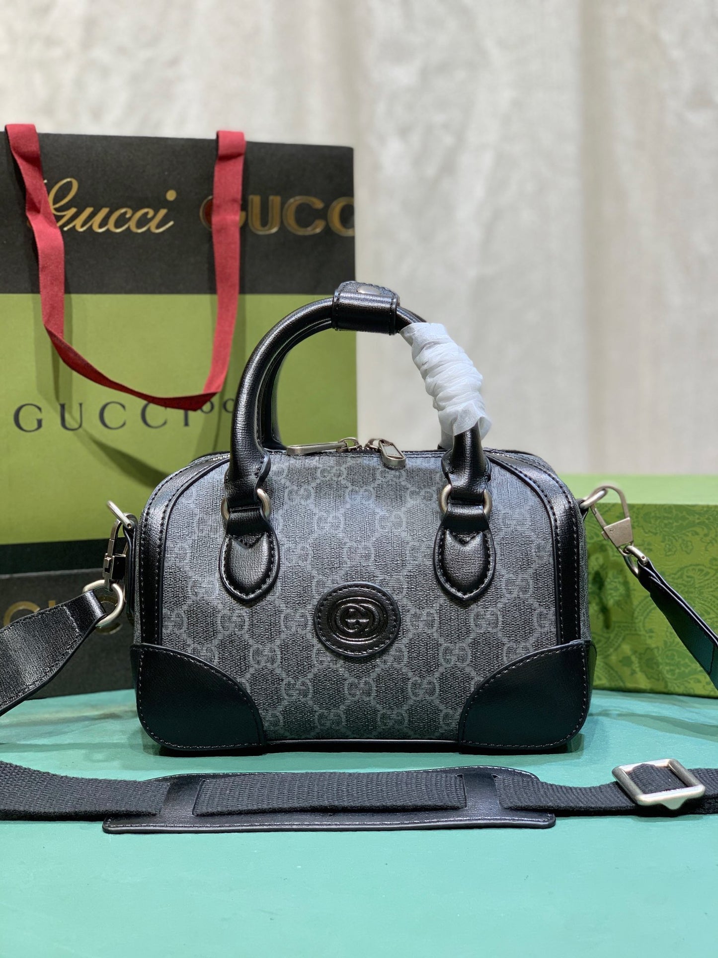 G-travel bag