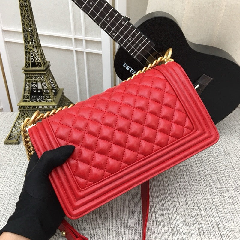 CE-Pearl chain bag
