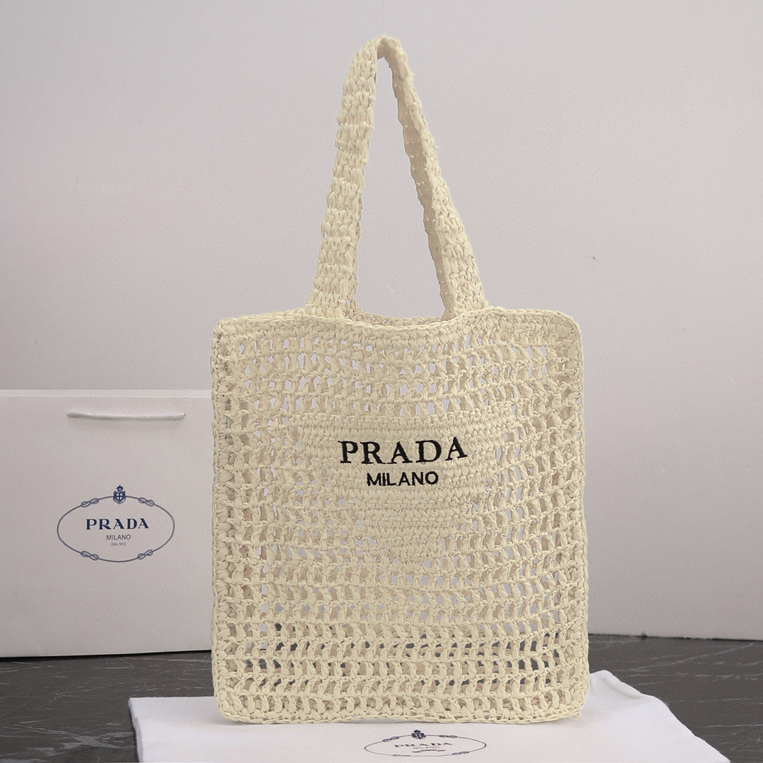 P-Raffia tote bag