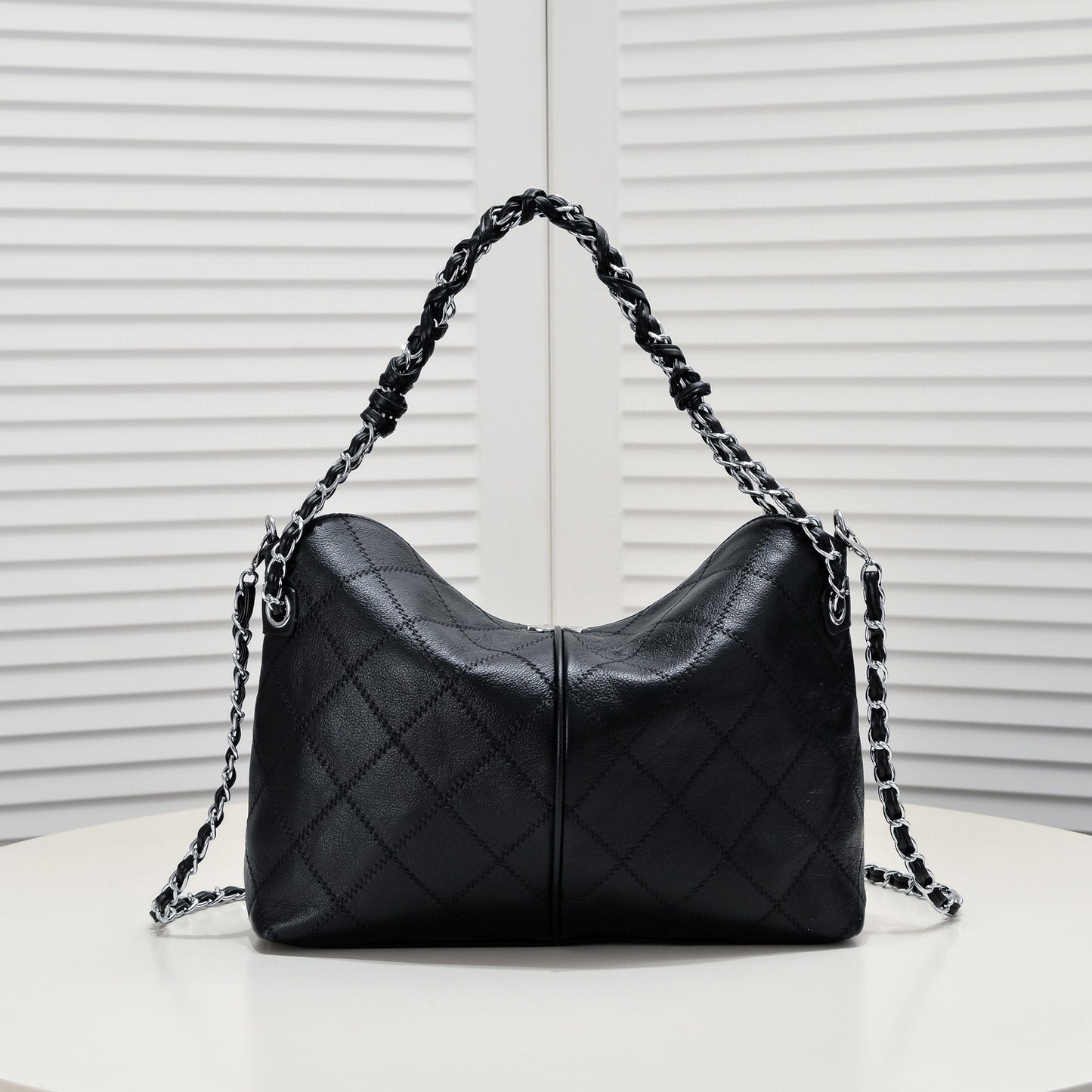 CE-Medieval black silver armpit tote