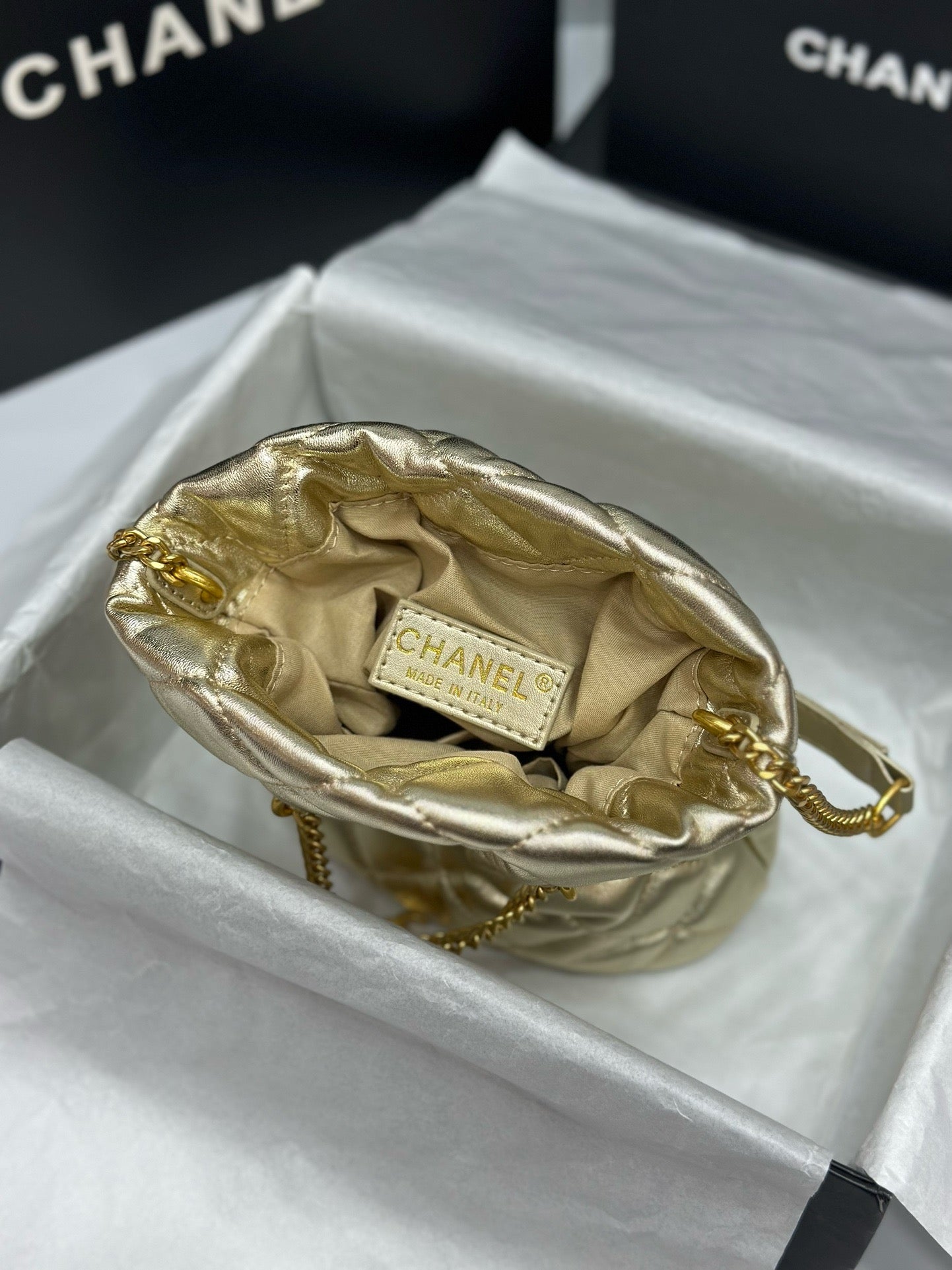 CE-Buckle bucket bag