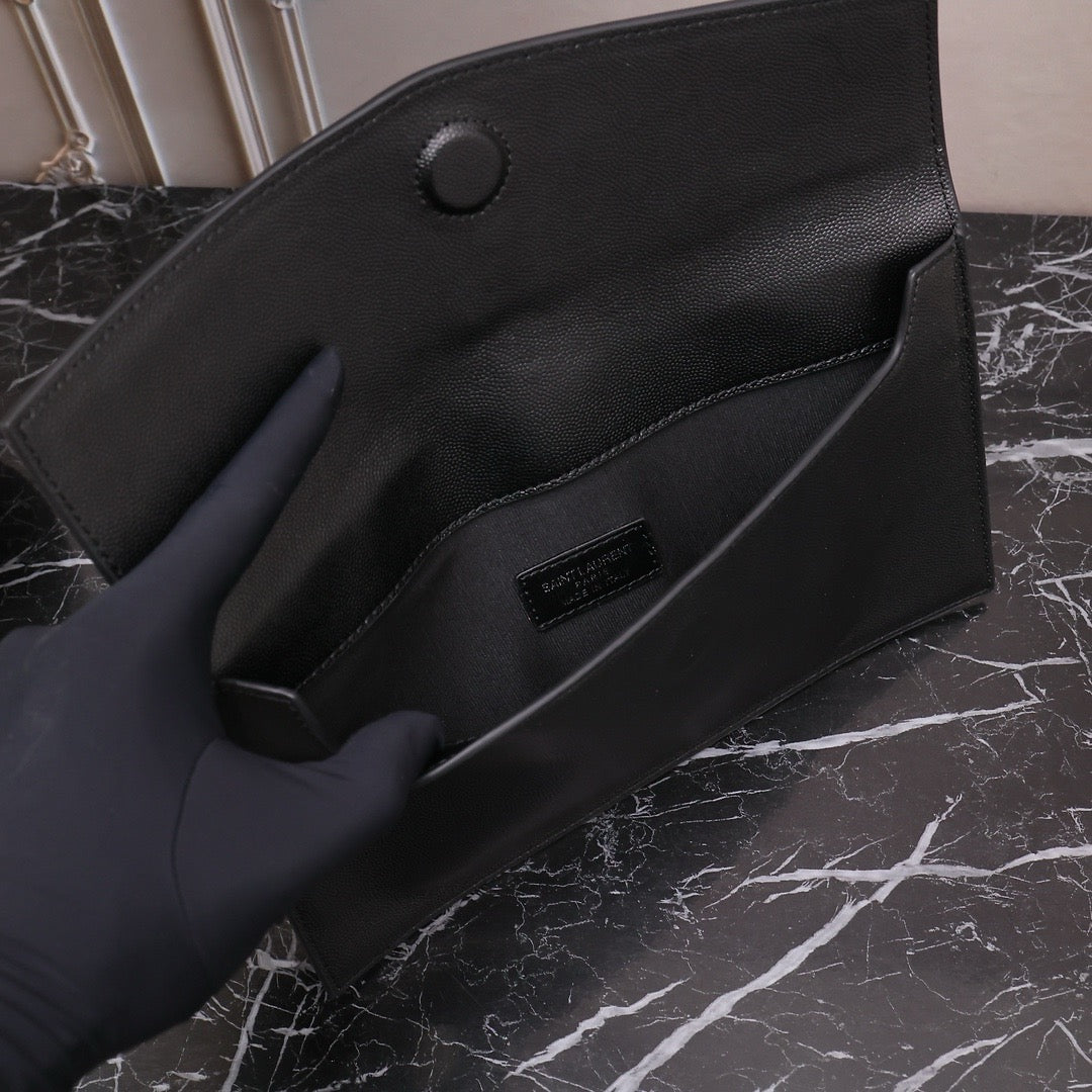 Y-Uptown clutch bag