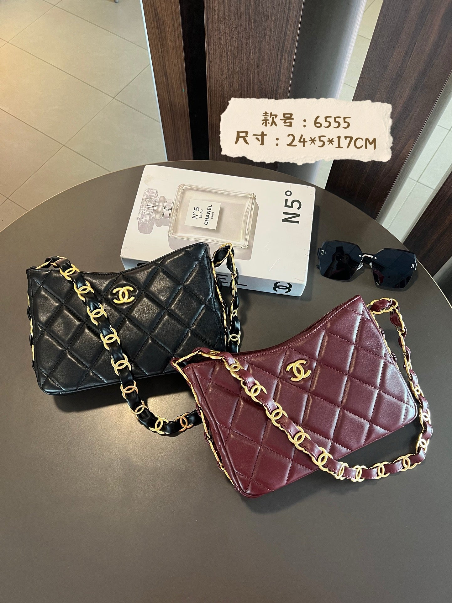 CE-24K thick chain hobo armpit bag