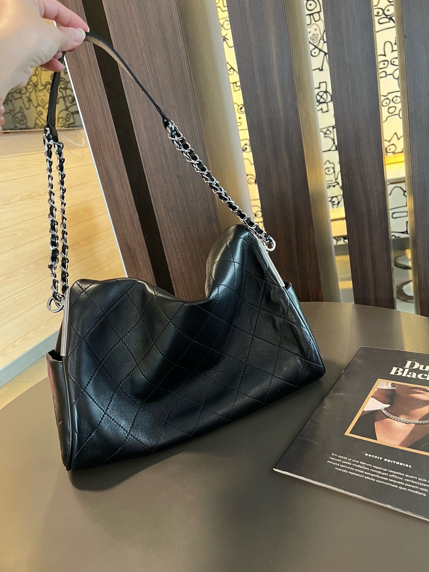 CE-Black silver outer stitching hobo