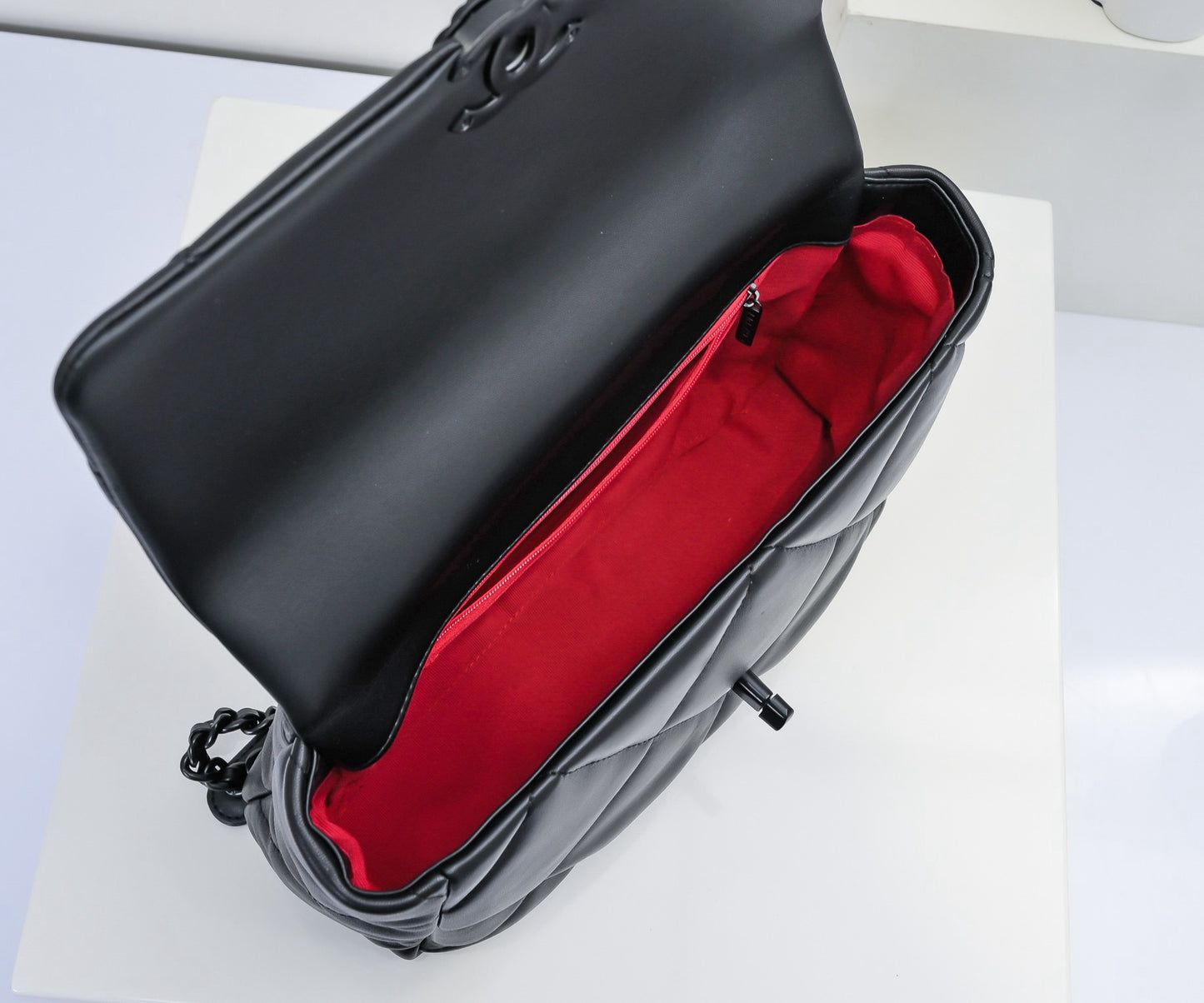 CE-Black sheepskin Handbag