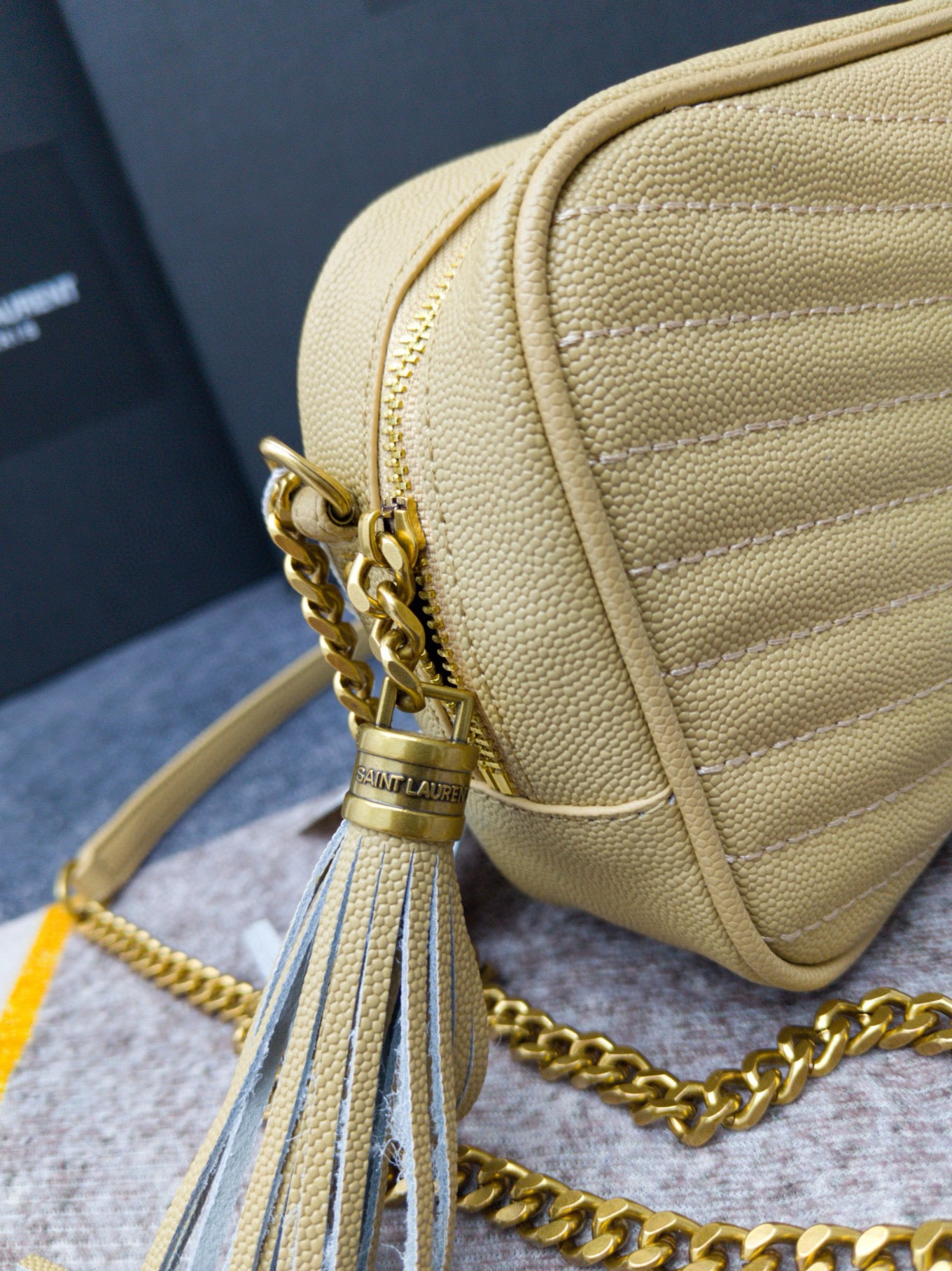 Y-Cowhide caviar camera bag