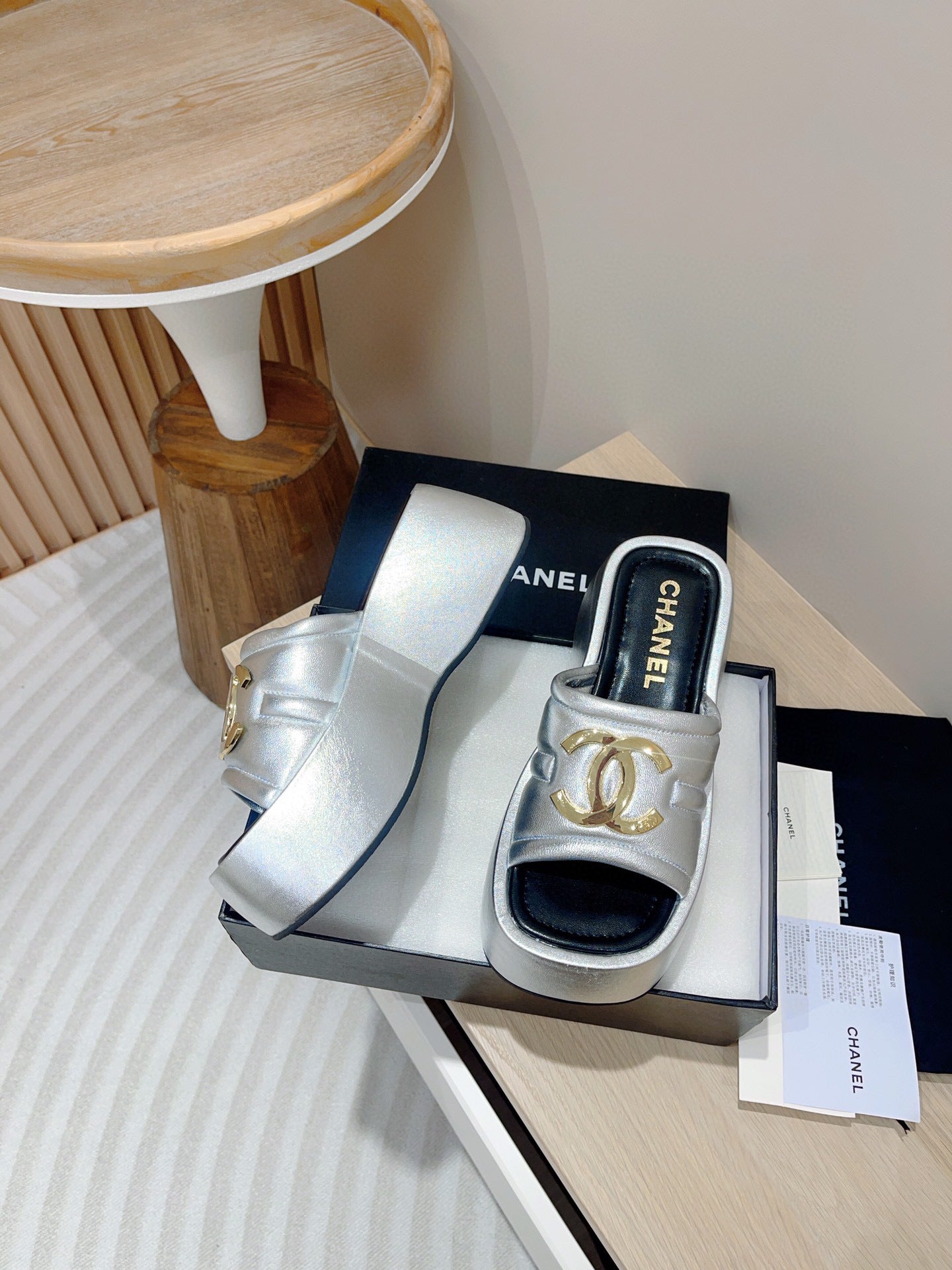 CE-thick bottom slippers
