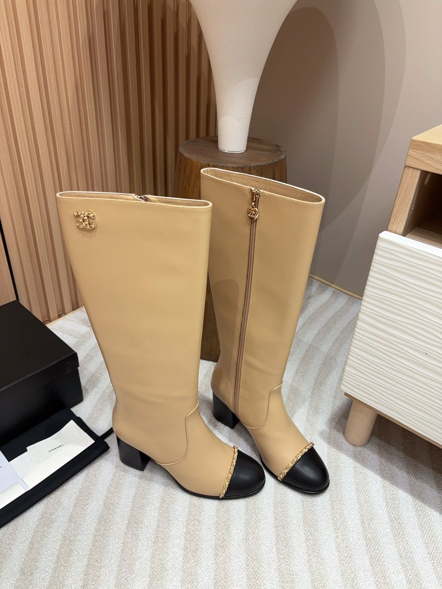 CE-Knight boots