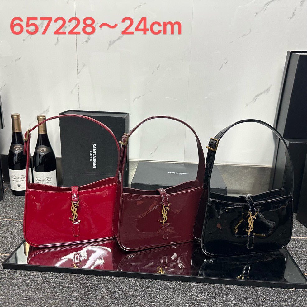 Y-2024 spring and summer new patent leather armpit bag!