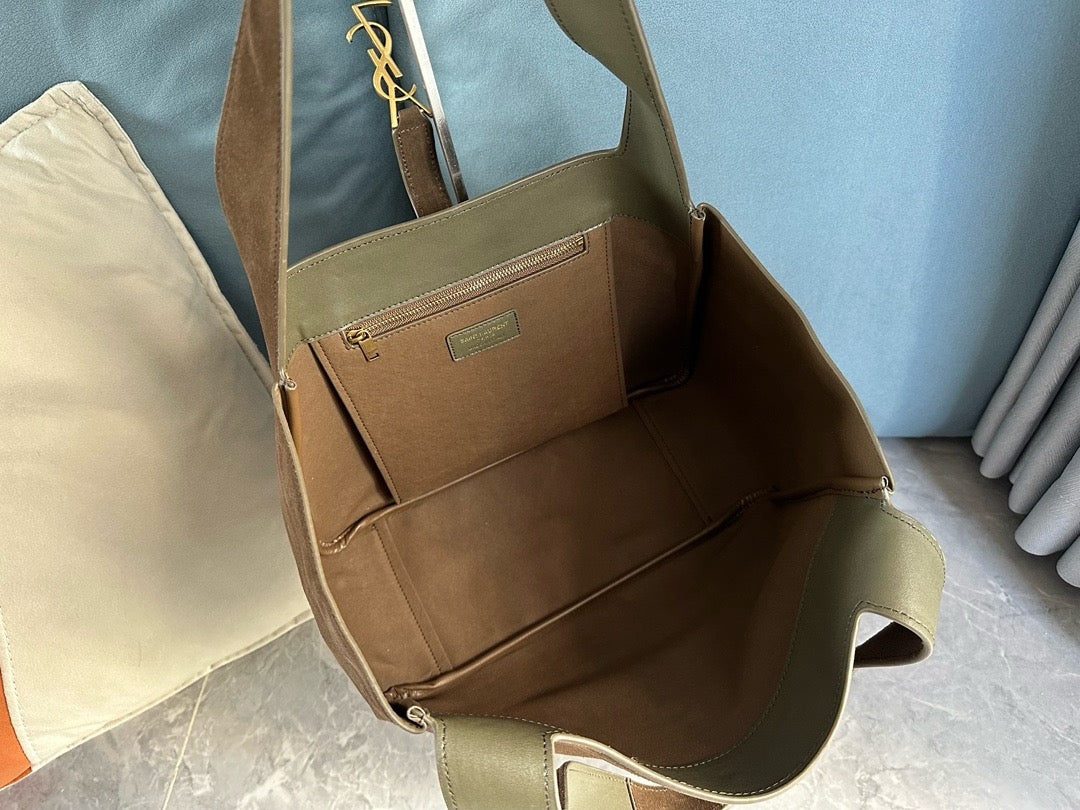 Y-Suede model