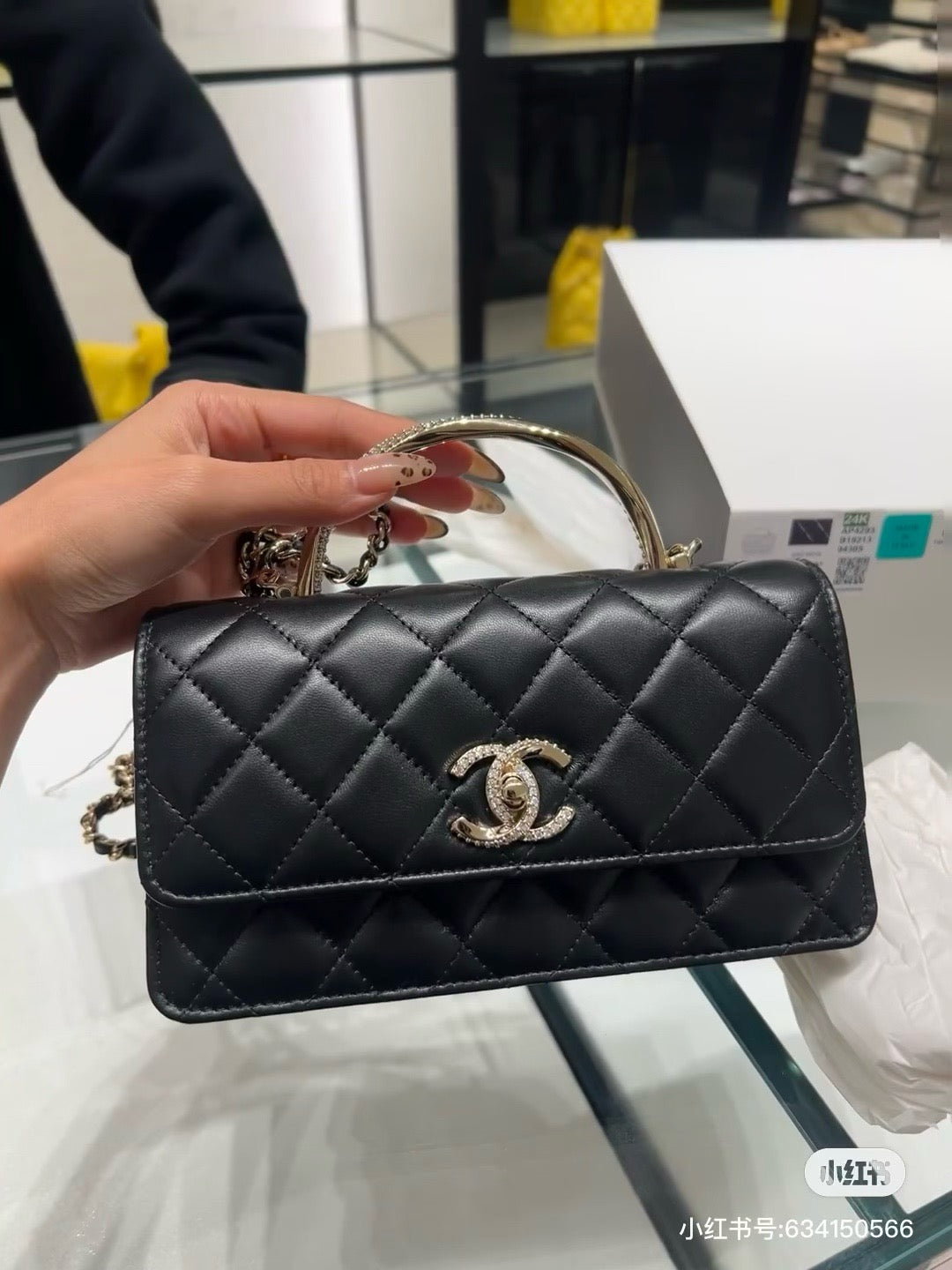 CE-24K💟 Handbag