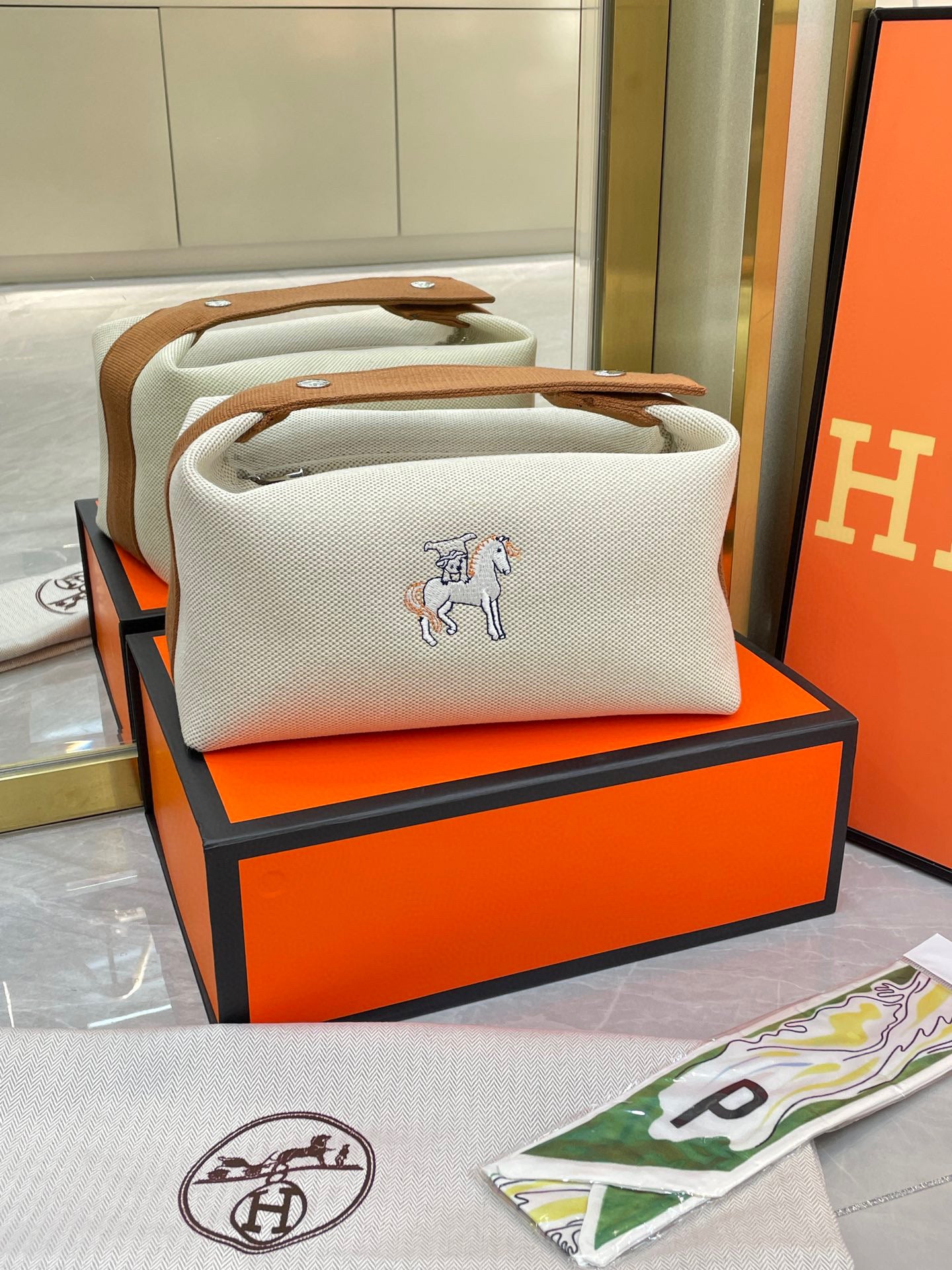 H-Box bag