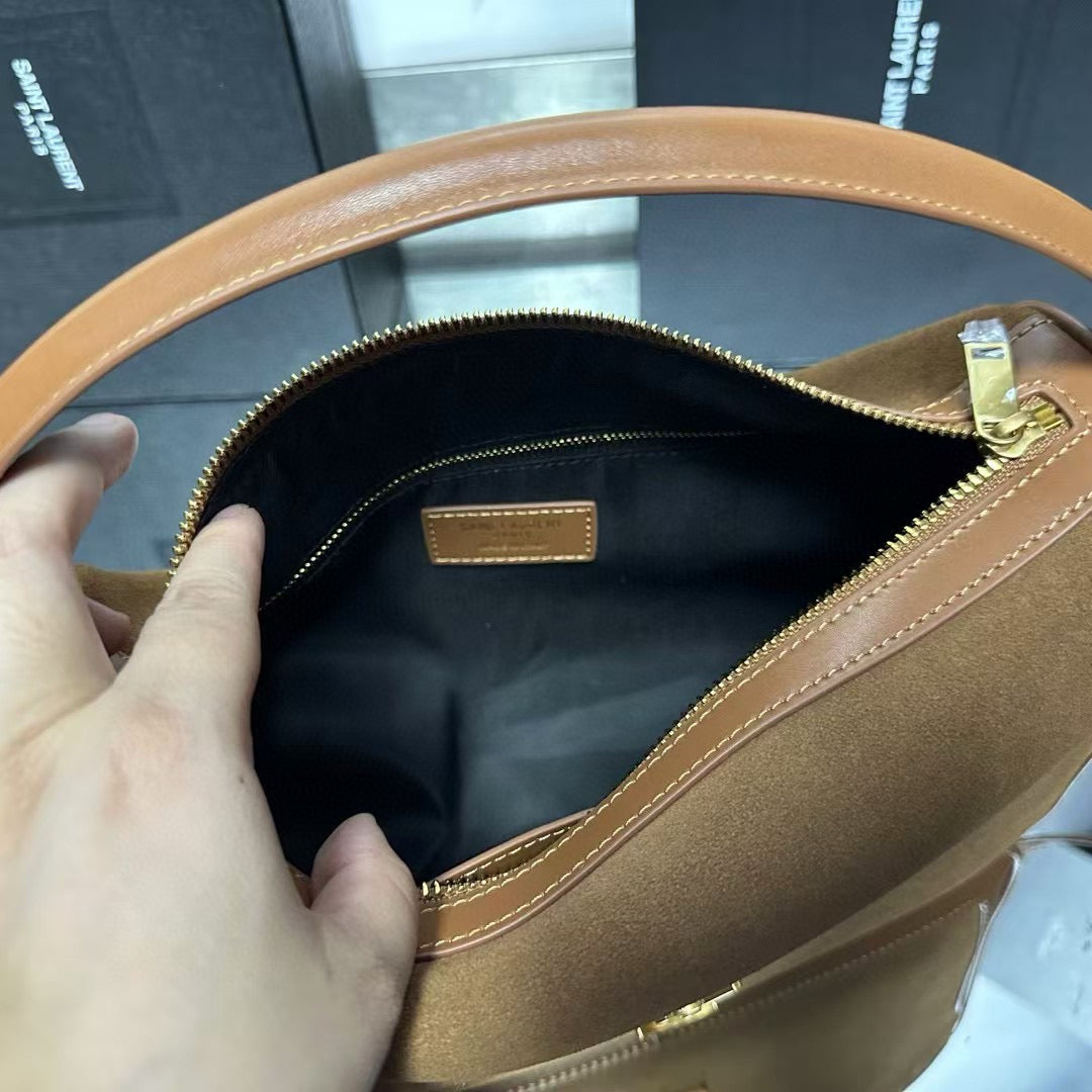 Y-Camera Supple bag 🖤