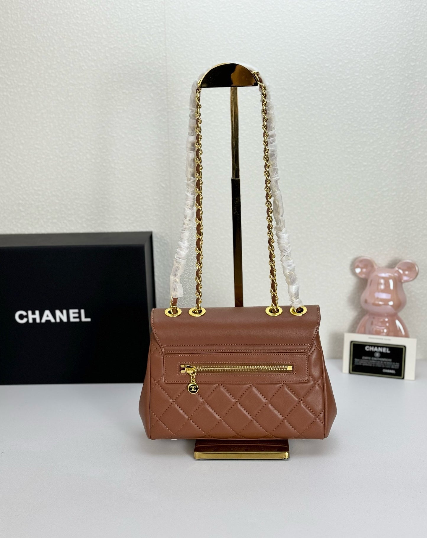 CE-Medieval embossed chain bag sheepskin!