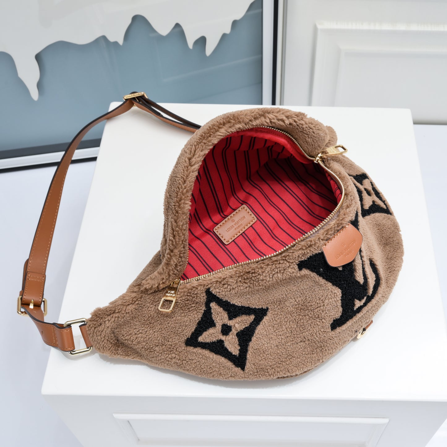 L-Bumbag