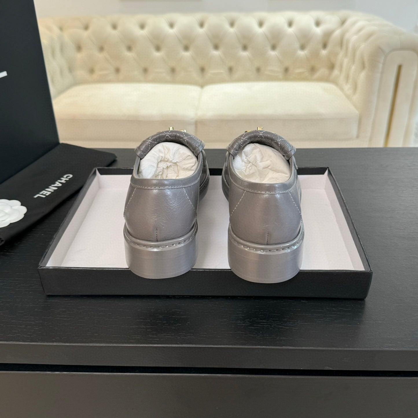CE-Classic clamshell loafers