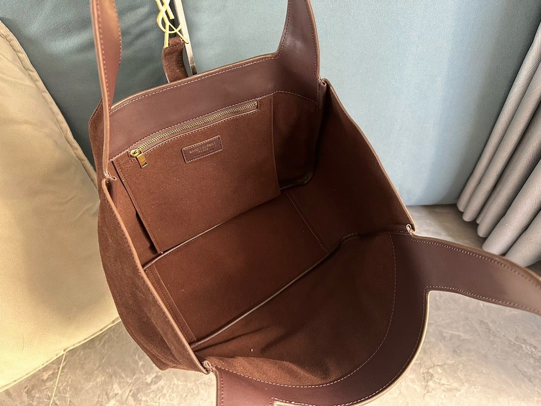 Y-Suede model