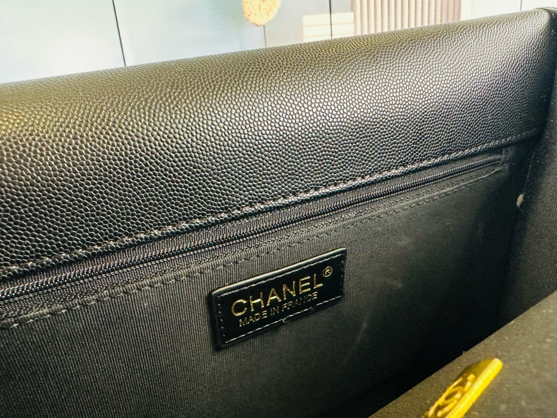 CE-22k Handbag