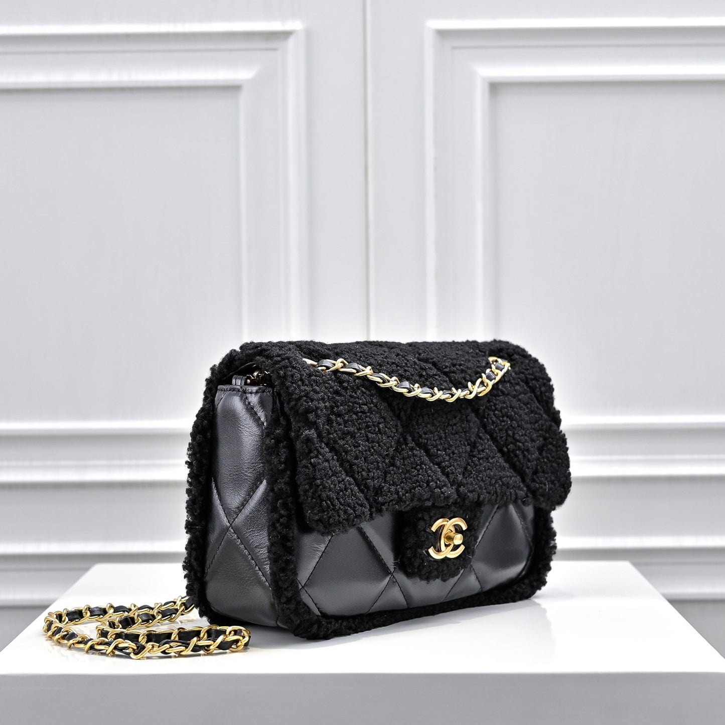 CE-24K Handbags