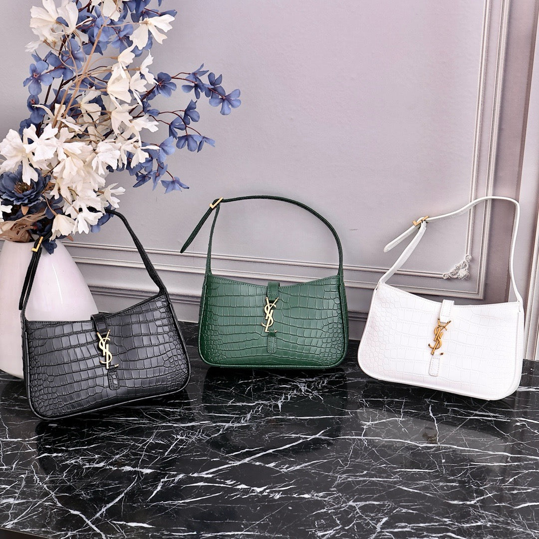 Y-2021 Spring and Summer Show