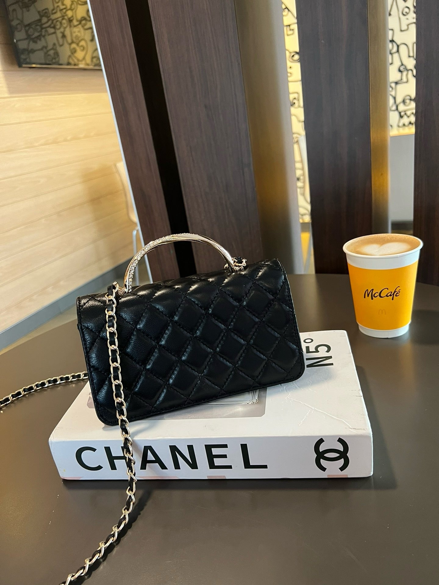CE-24K trendy cc🌹