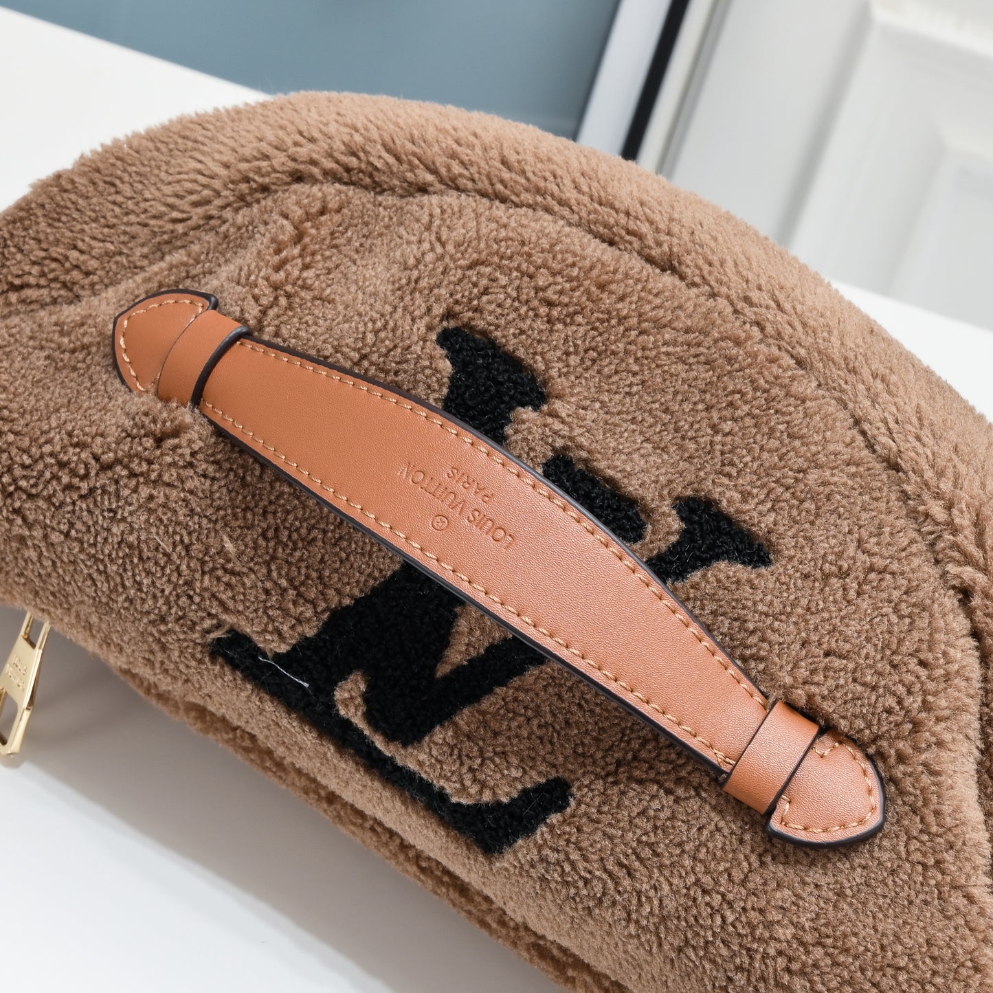 L-Bumbag