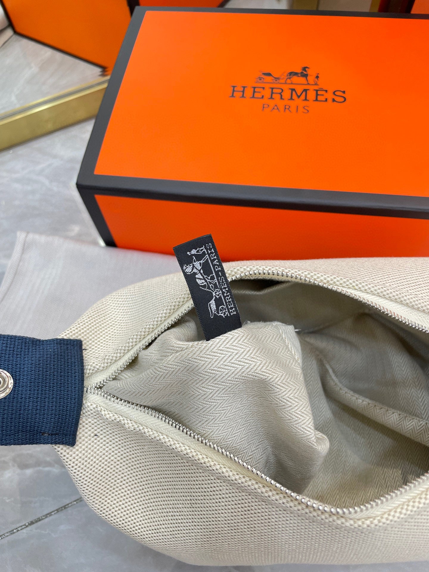H-Box bag