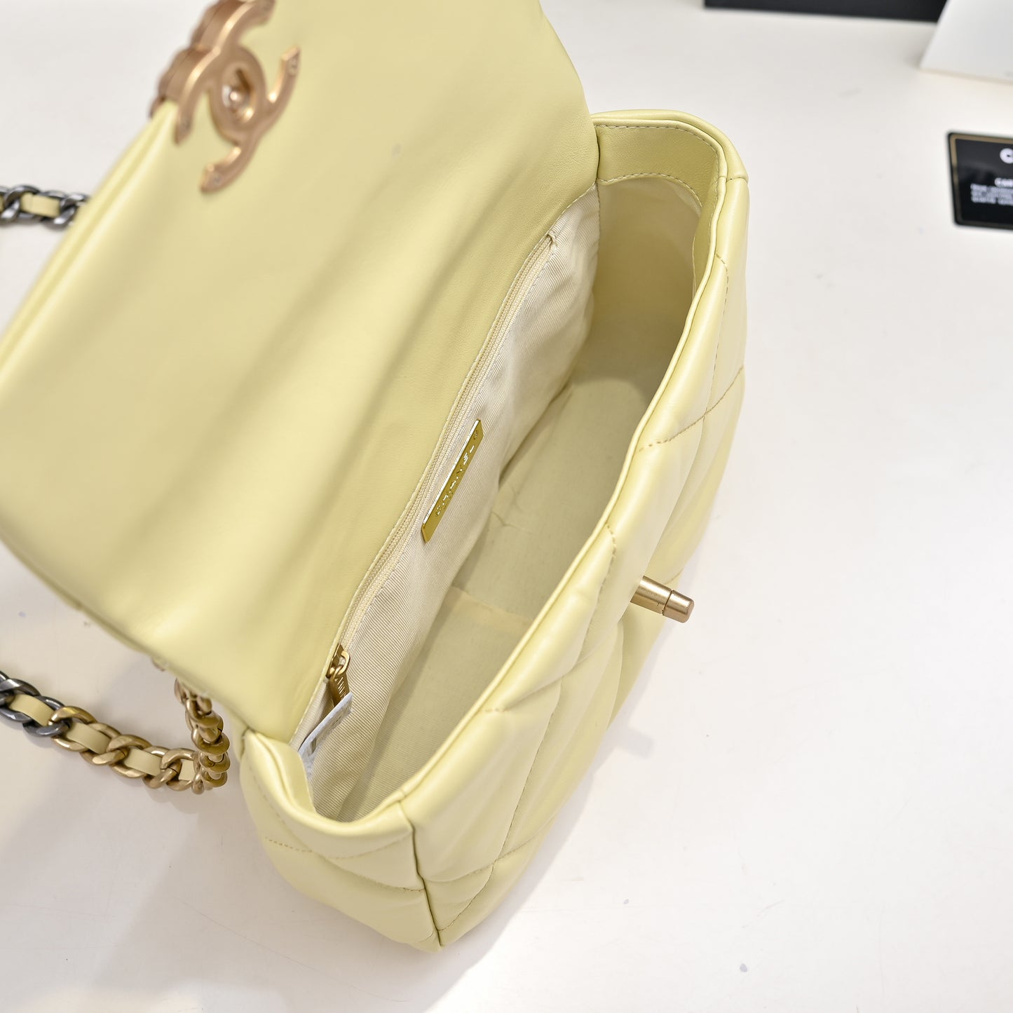 CE-Colorful handbags 2