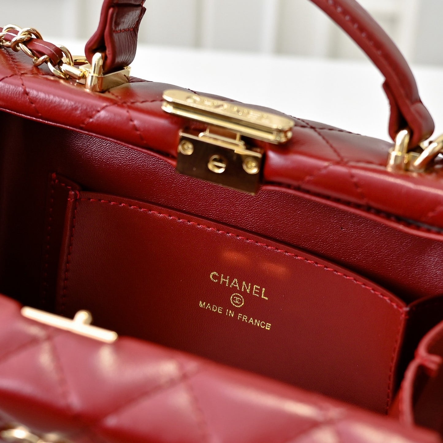 CE-24K ๐ Handbag