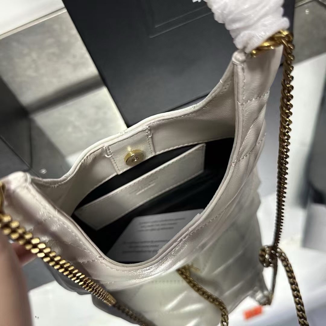 Y-Sade hobo