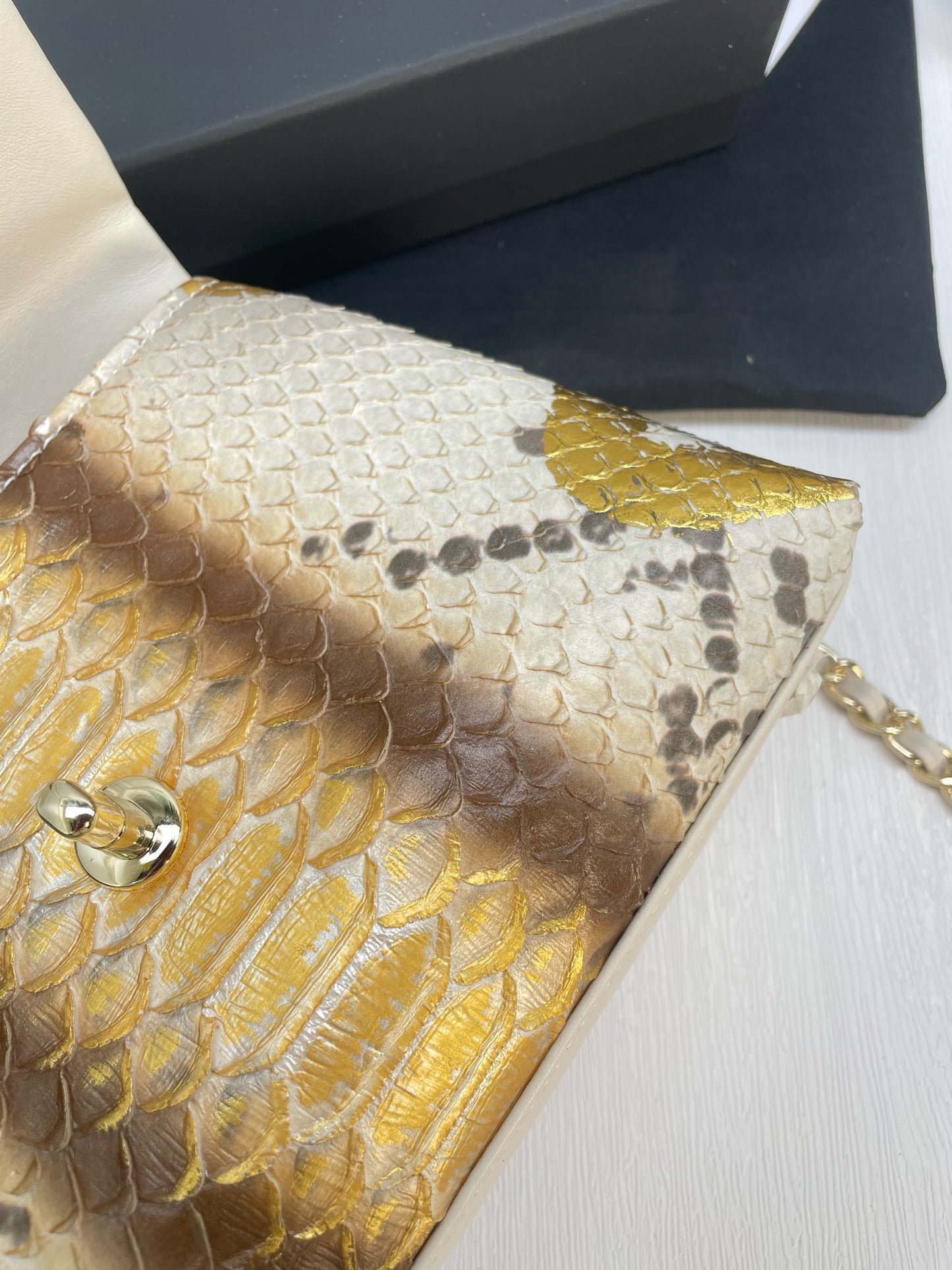 CE-Coco handle handbag