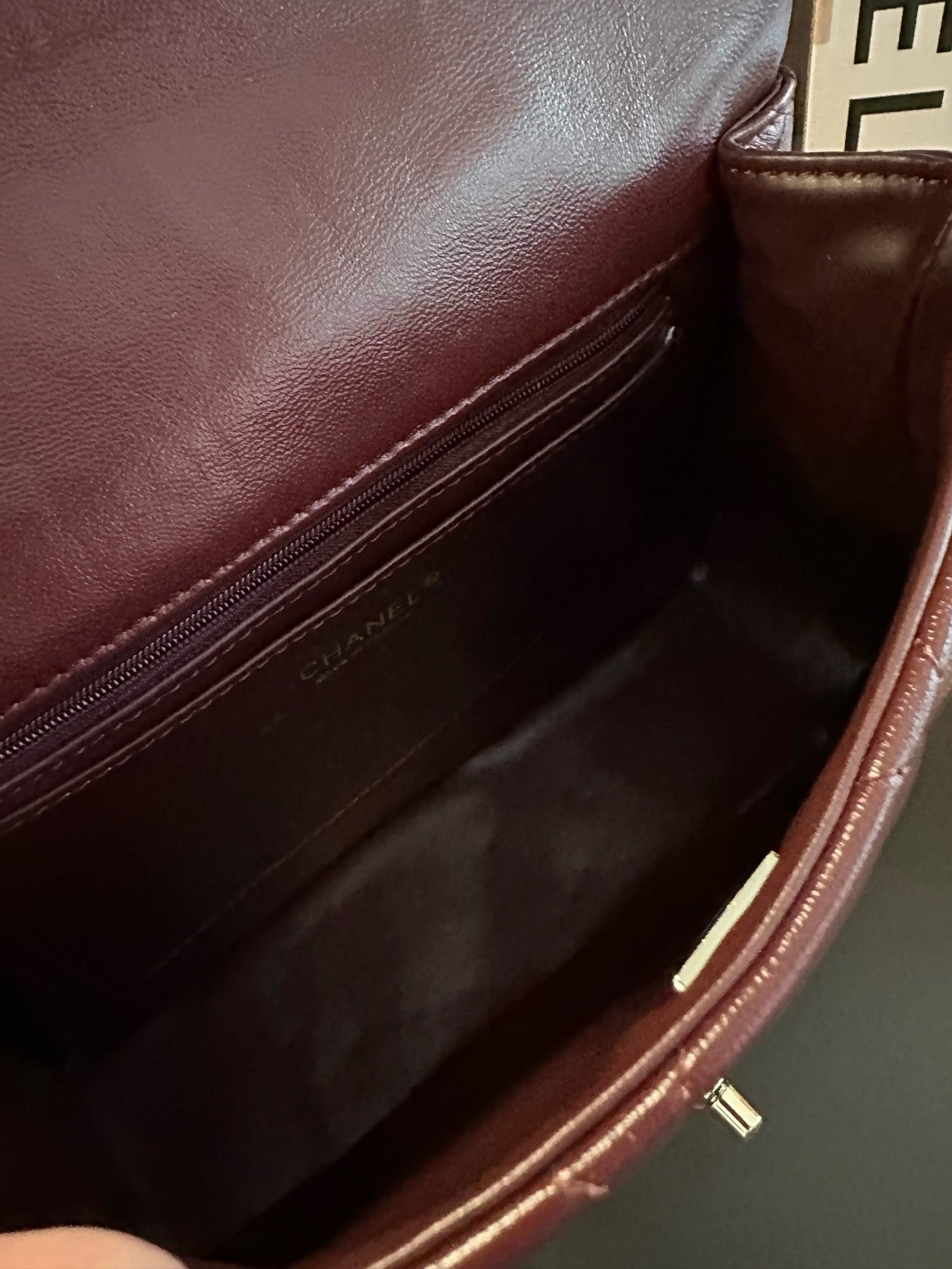 CE-24B twist leather handle