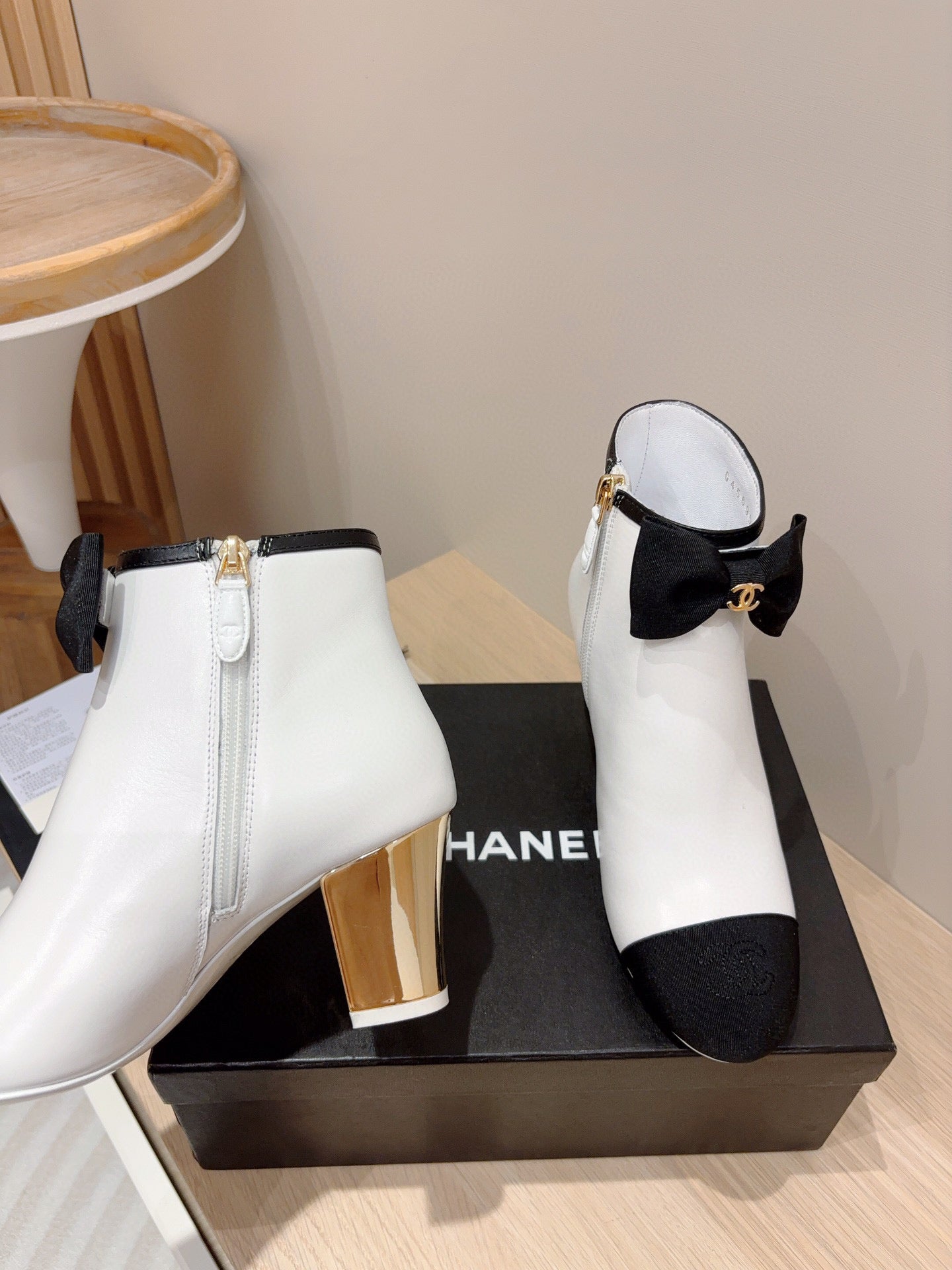 CE-Heel bow short boots