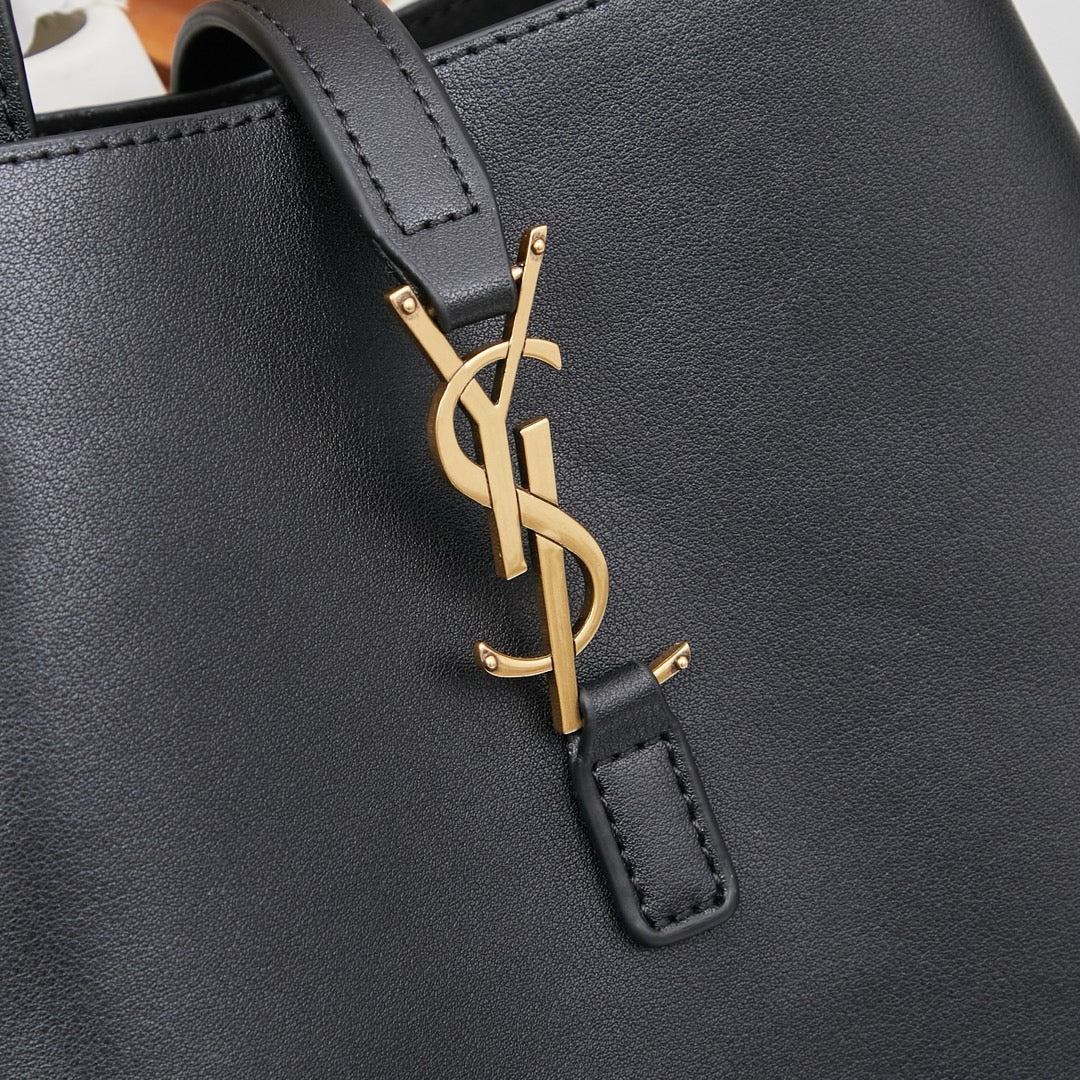Y-Sisters Armpit Bag